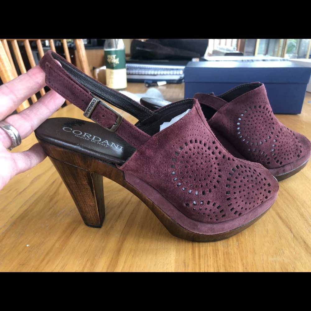 Cordani platform suede heels